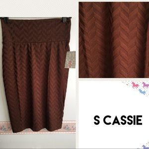 LuLaRoe Cassie Skirt